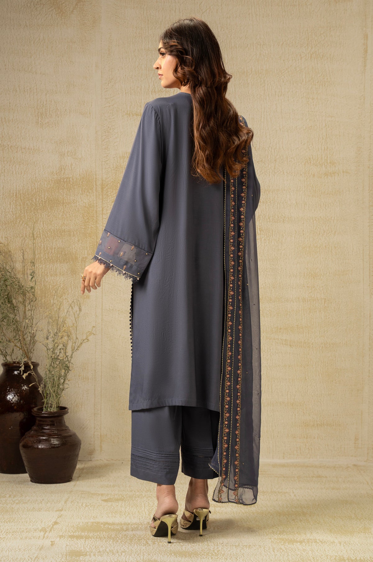 EMBROIDERED RAW SILK UNSTITCHED 3 PIECE SUIT