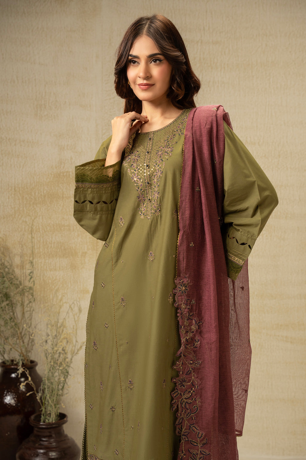 UNSTITCHED EMBROIDERED SUIT