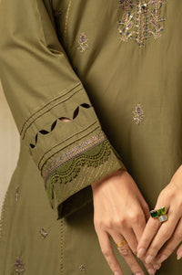 UNSTITCHED EMBROIDERED SUIT