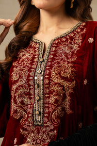 UNSTITCHED EMBROIDERED SUIT