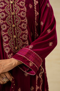 UNSTITCHED EMBROIDERED SUIT
