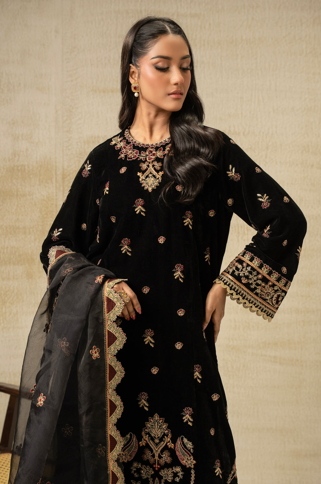 UNSTITCHED EMBROIDERED VELVET SUIT