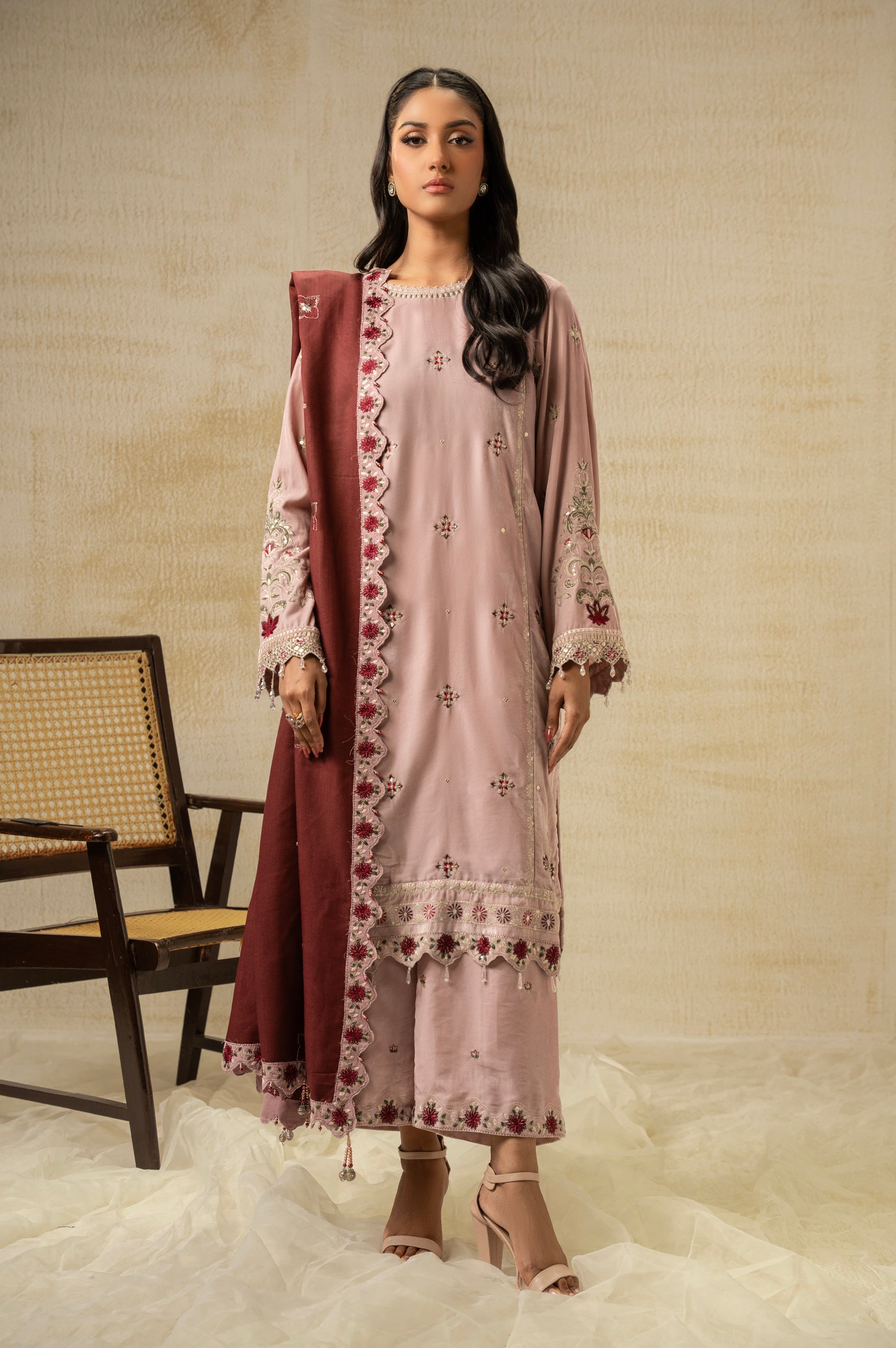 EMBROIDERED VELVET UNSTITCHED SHIRT BOTTOM