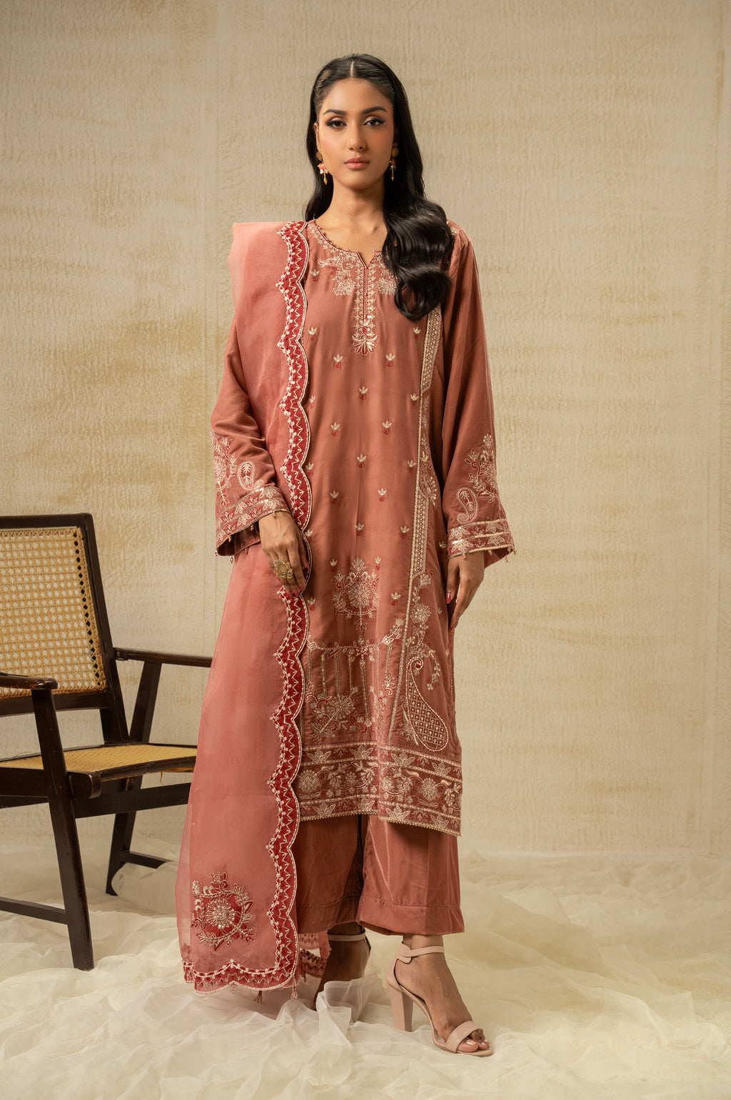 UNSTITCHED EMBROIDERED VELVET SUIT