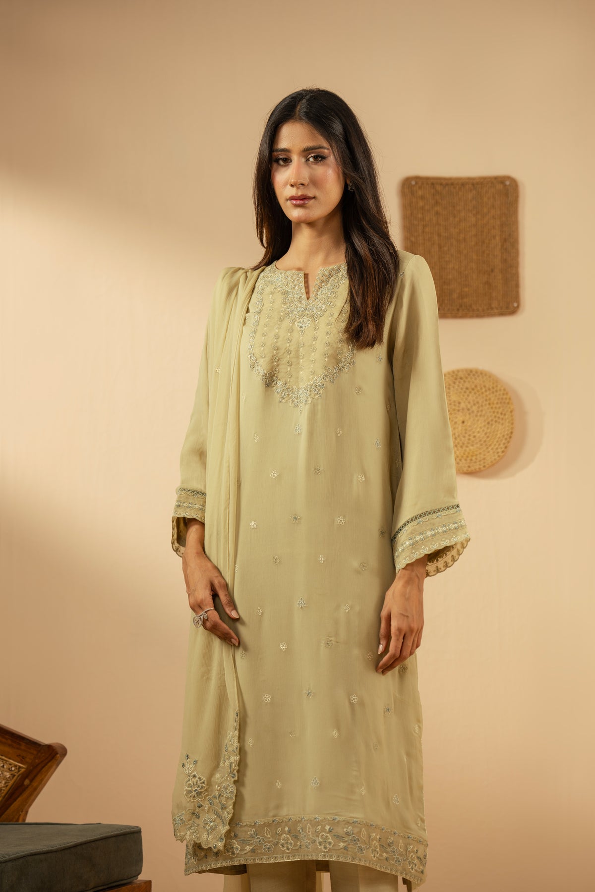 UNSTITCHED 3 PIECE SUIT