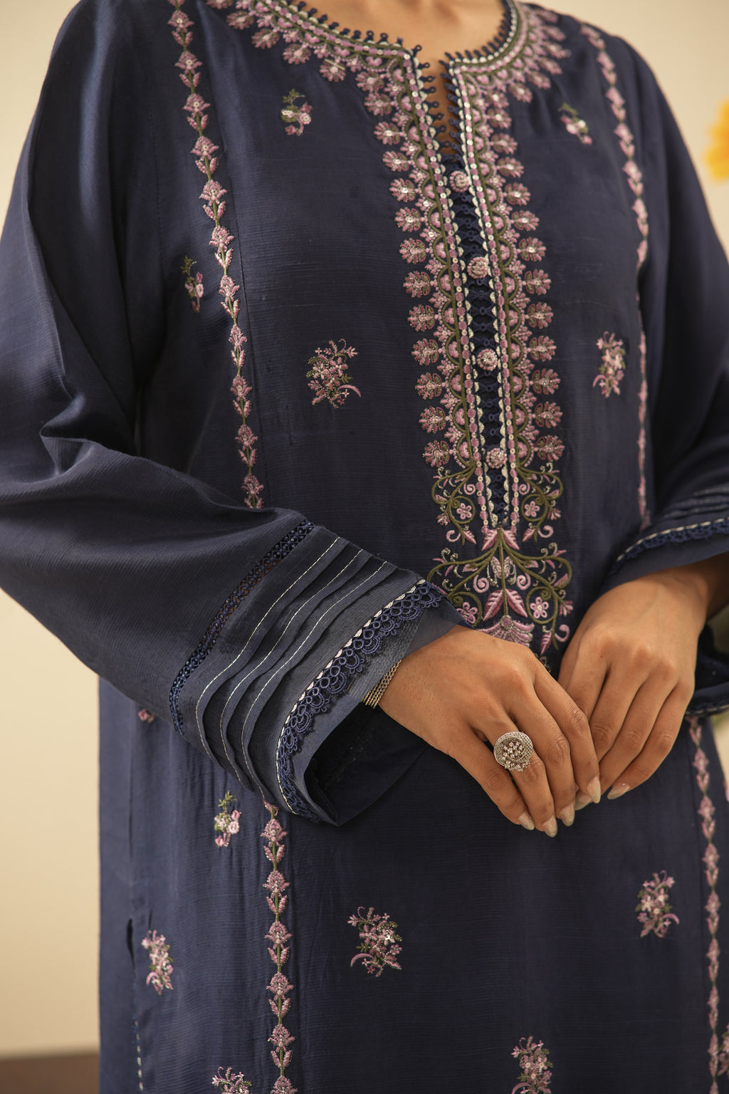 EMBROIDERED RAW SILK UNSTITCHED 3 PIECE SUIT