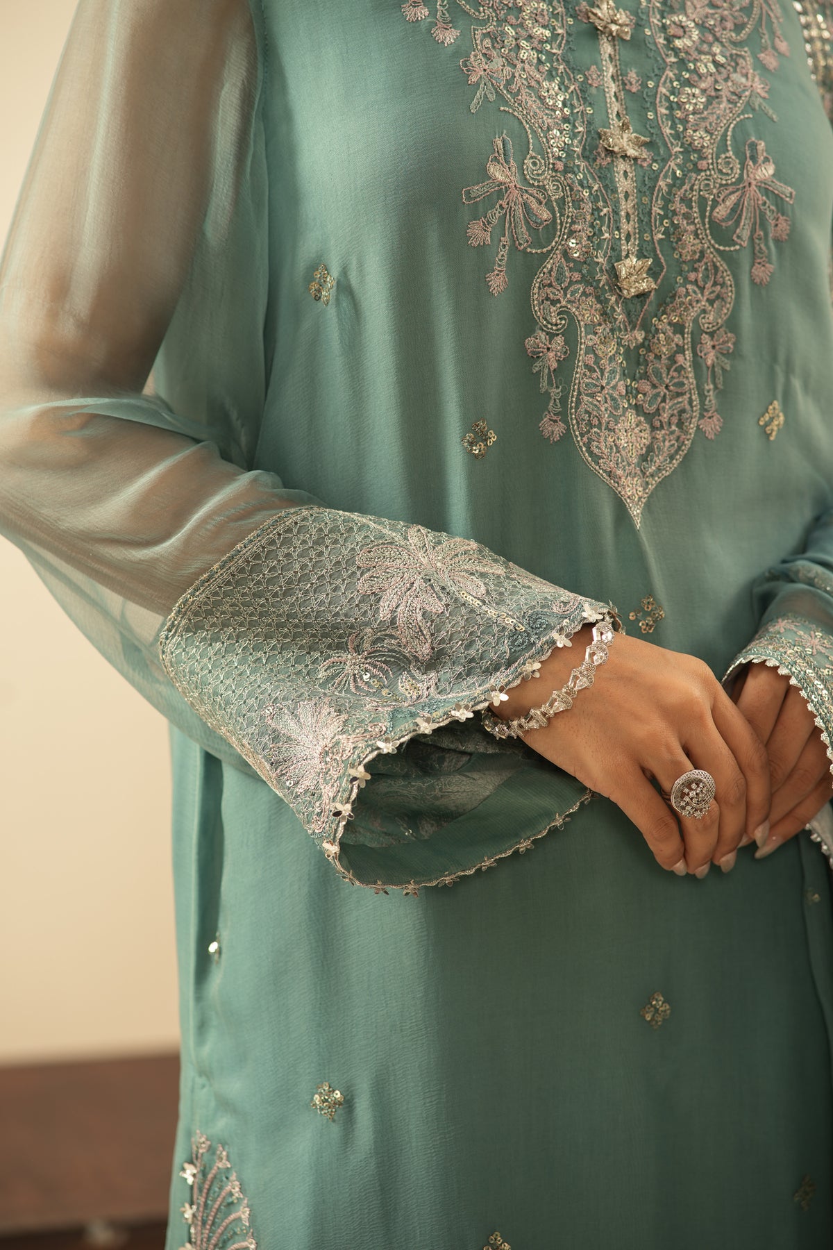 UNSTITCHED 3 PIECE SUIT