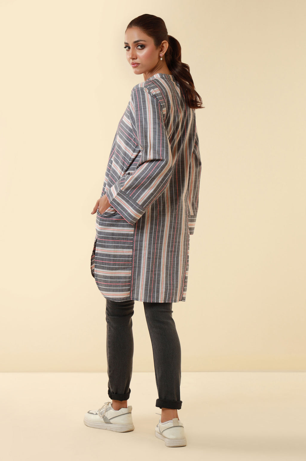 Zeen Yarn Dyed Western Top - Dark Grey
