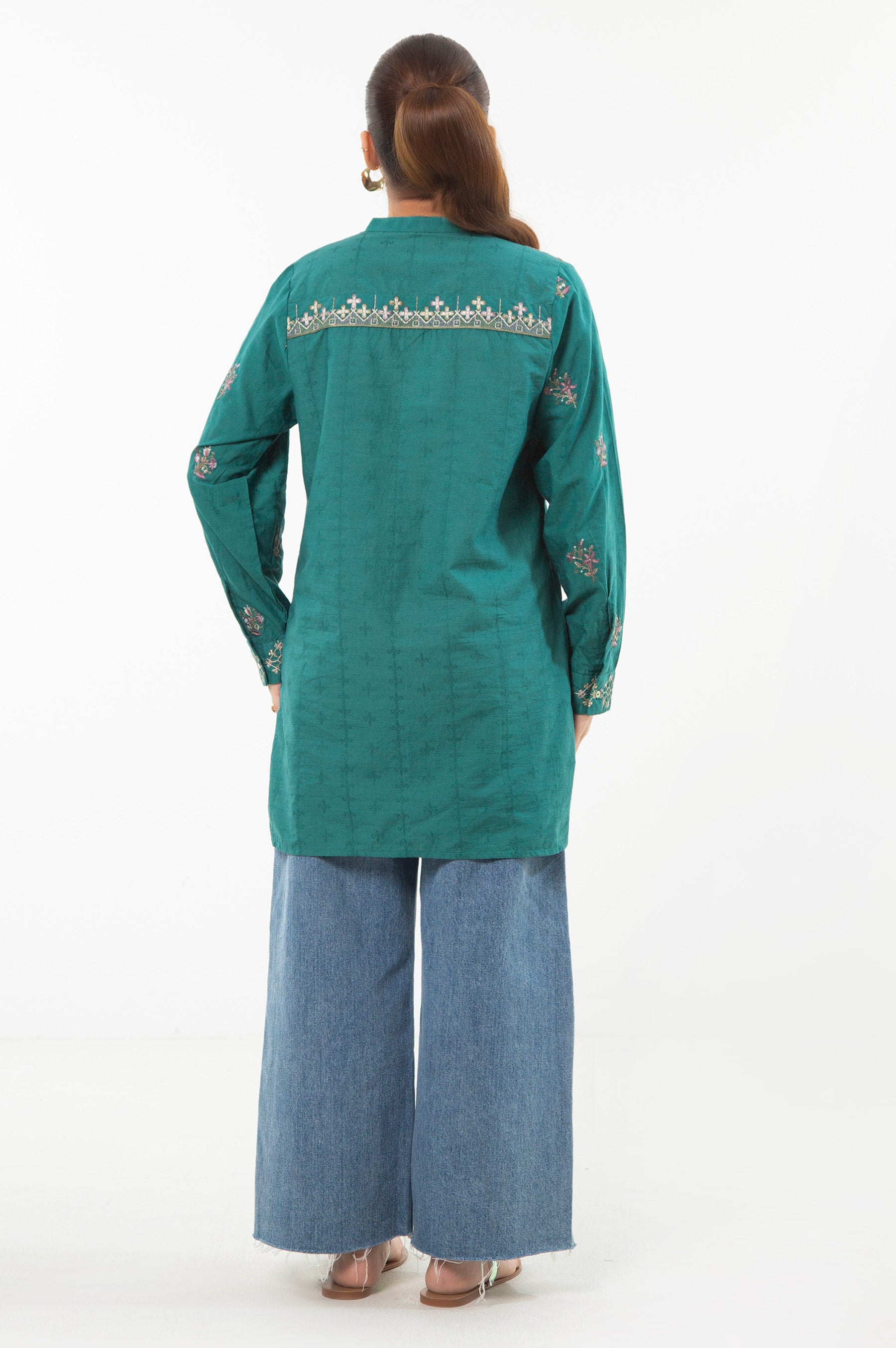 STITCHED EMBROIDERED DOBBY TOP