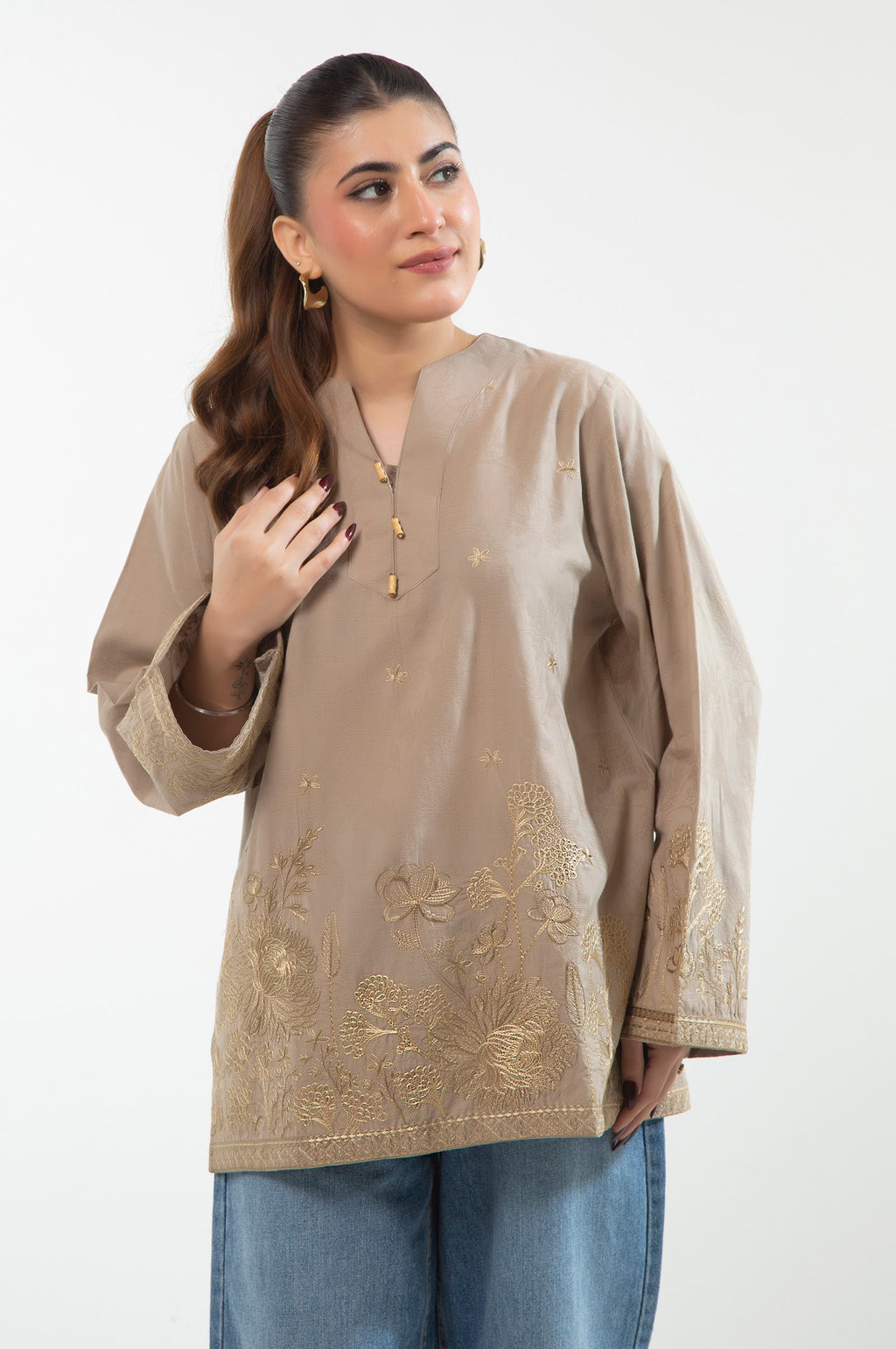 EMBROIDERED DOBBY TOP