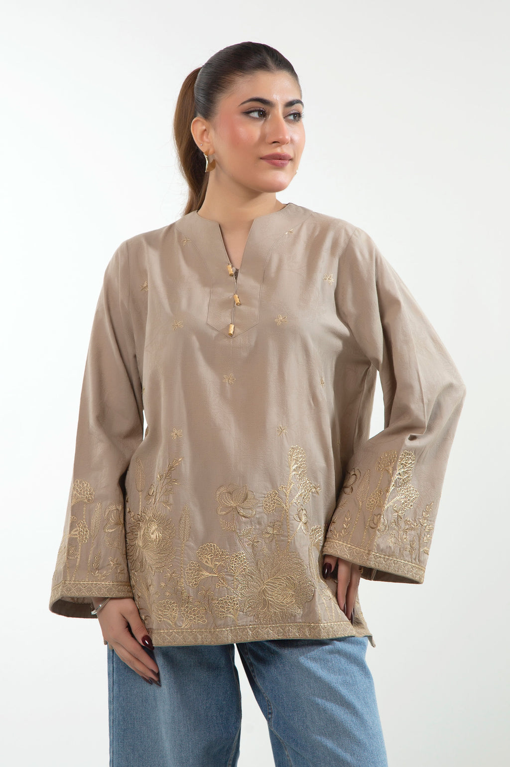 EMBROIDERED DOBBY TOP