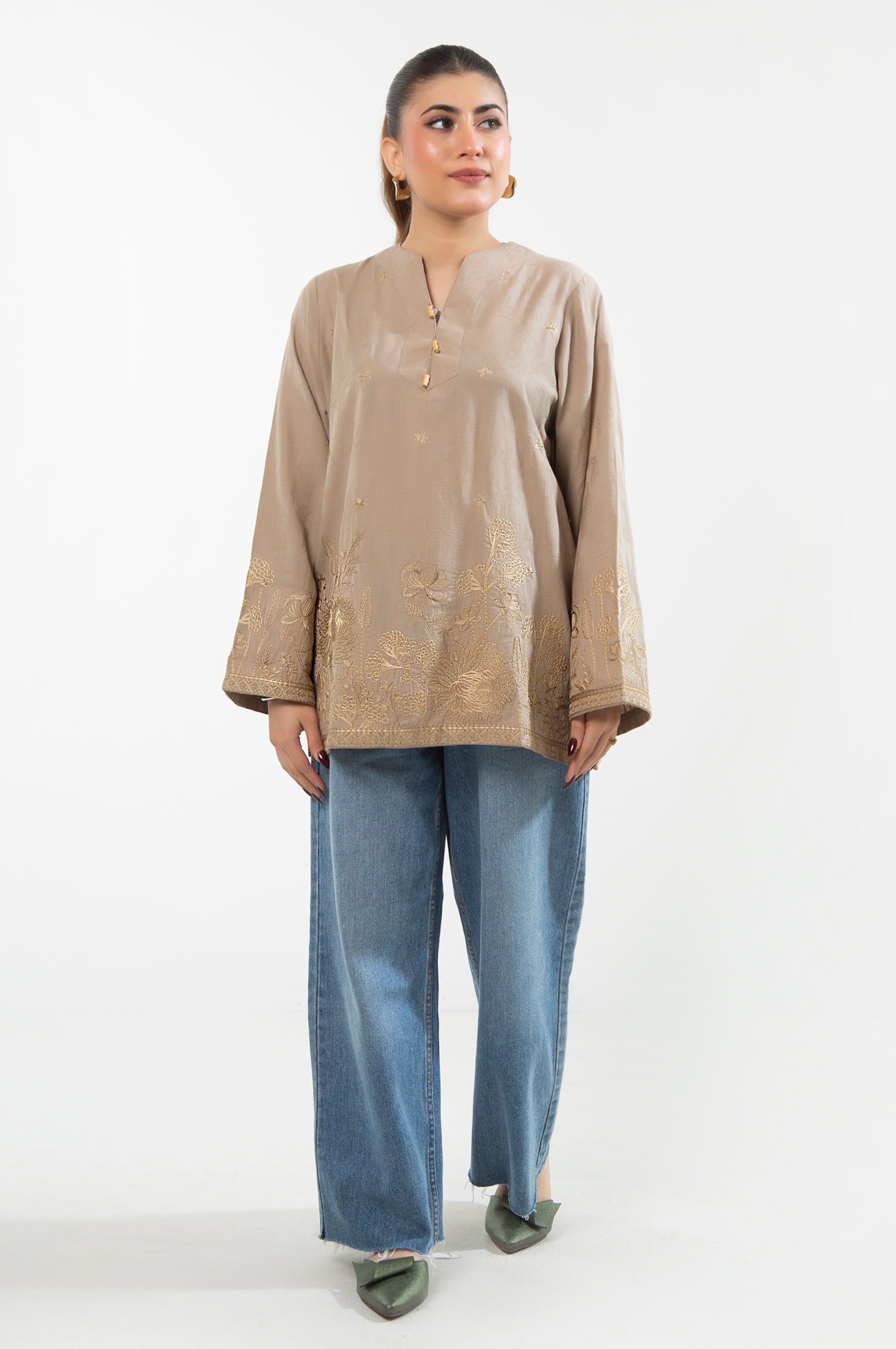STITCHED EMBROIDERED DOBBY TOP