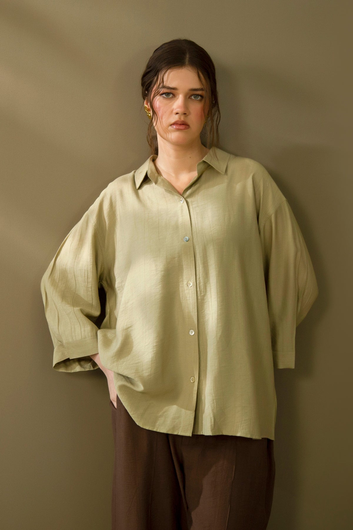 LOOSE FIT QUARTER SLEEVE TOP