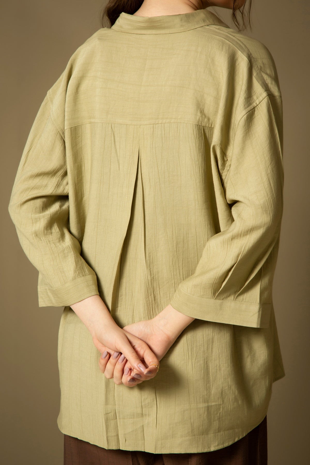 LOOSE FIT QUARTER SLEEVE TOP