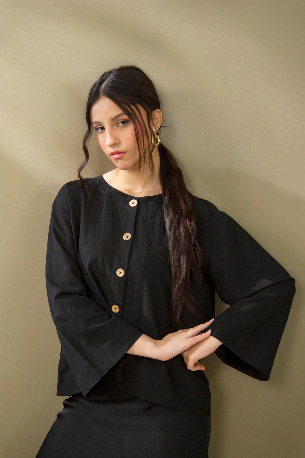 LOOSE FIT CROPPED TOP