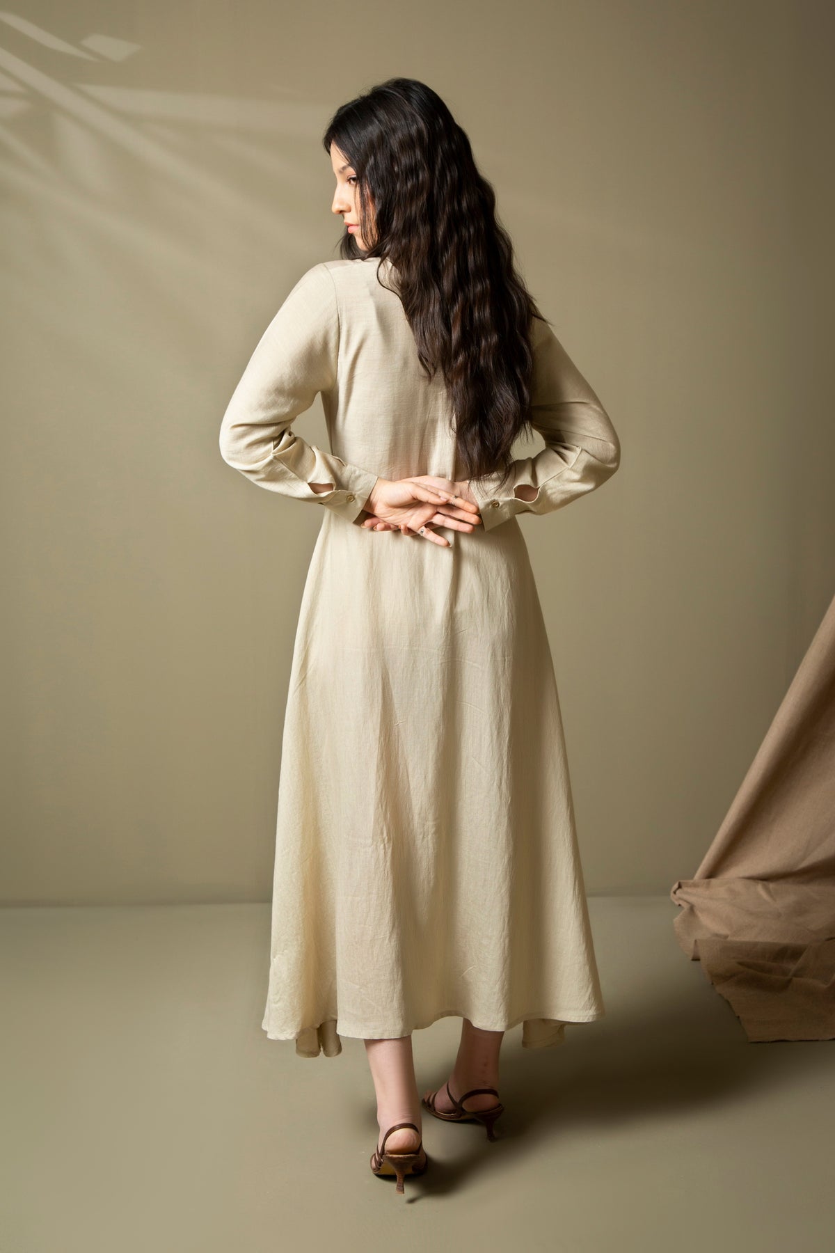 REGULAR FIT ROUND NECK DRESS