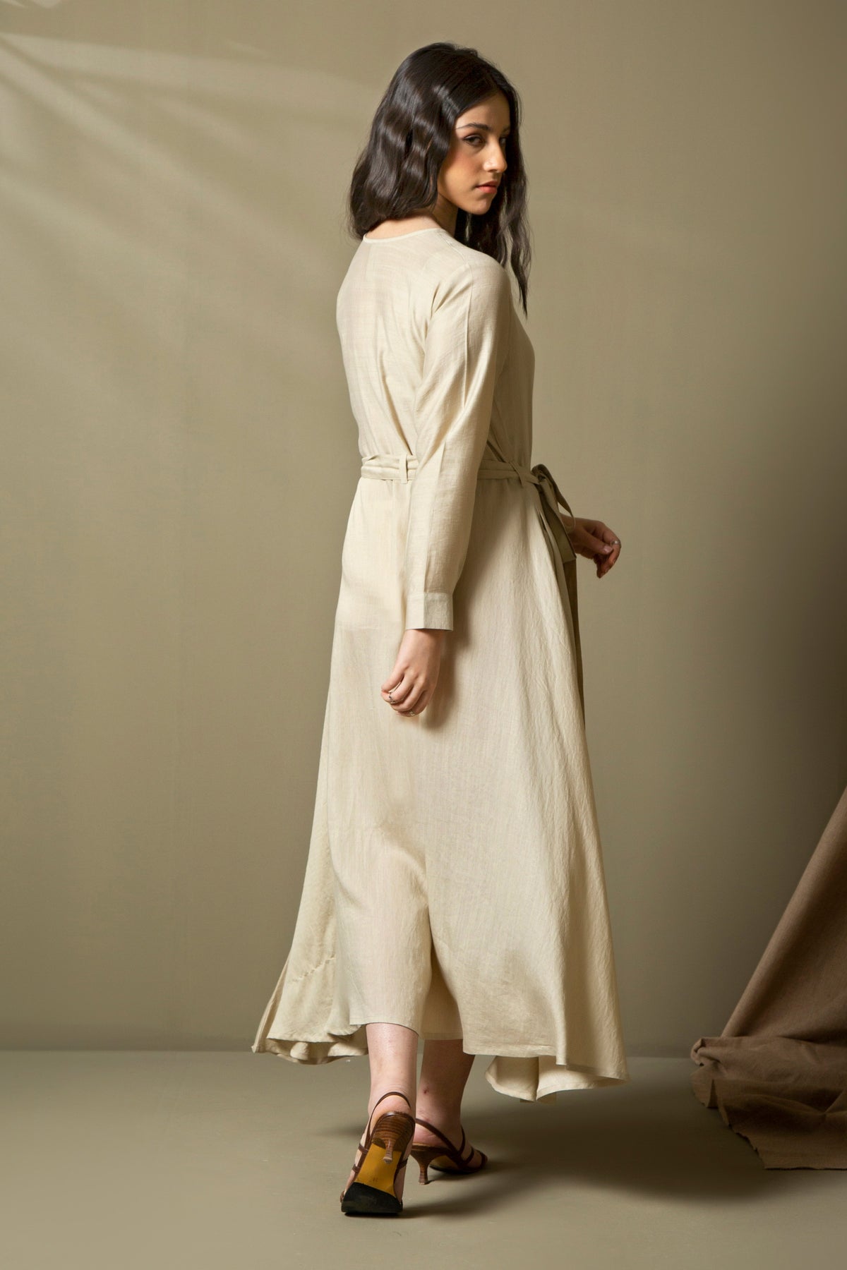 REGULAR FIT ROUND NECK DRESS