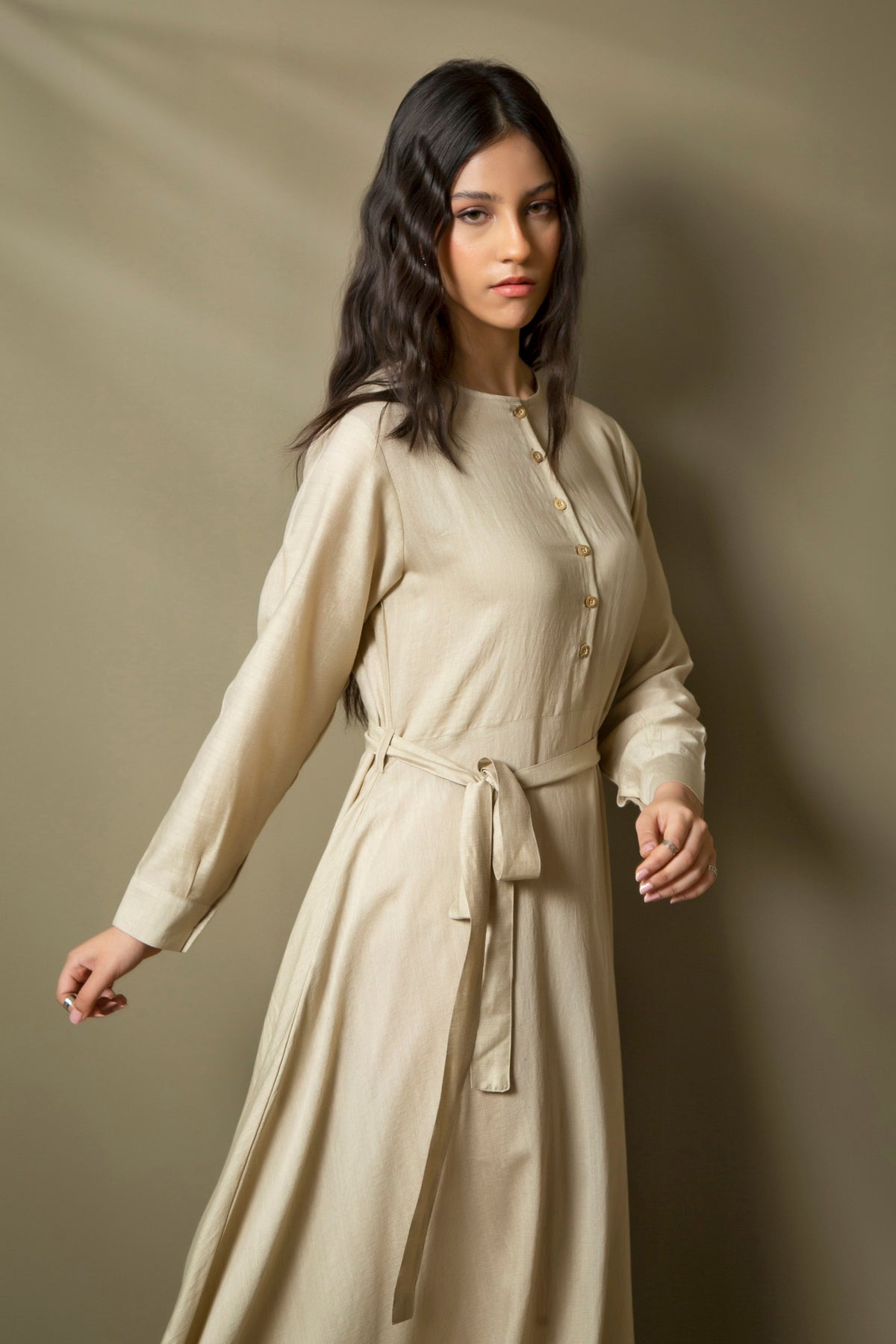 REGULAR FIT ROUND NECK DRESS