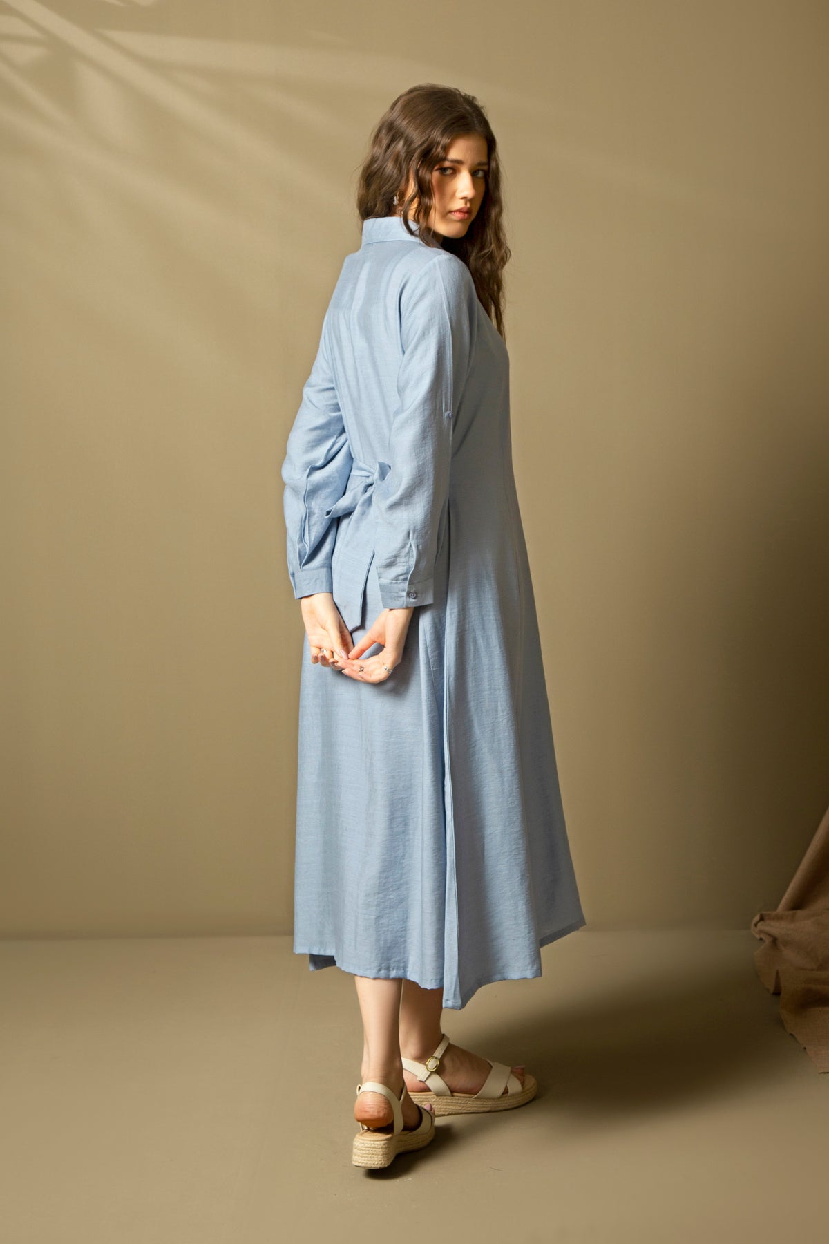 REGULAR FIT COLLARED DRESS