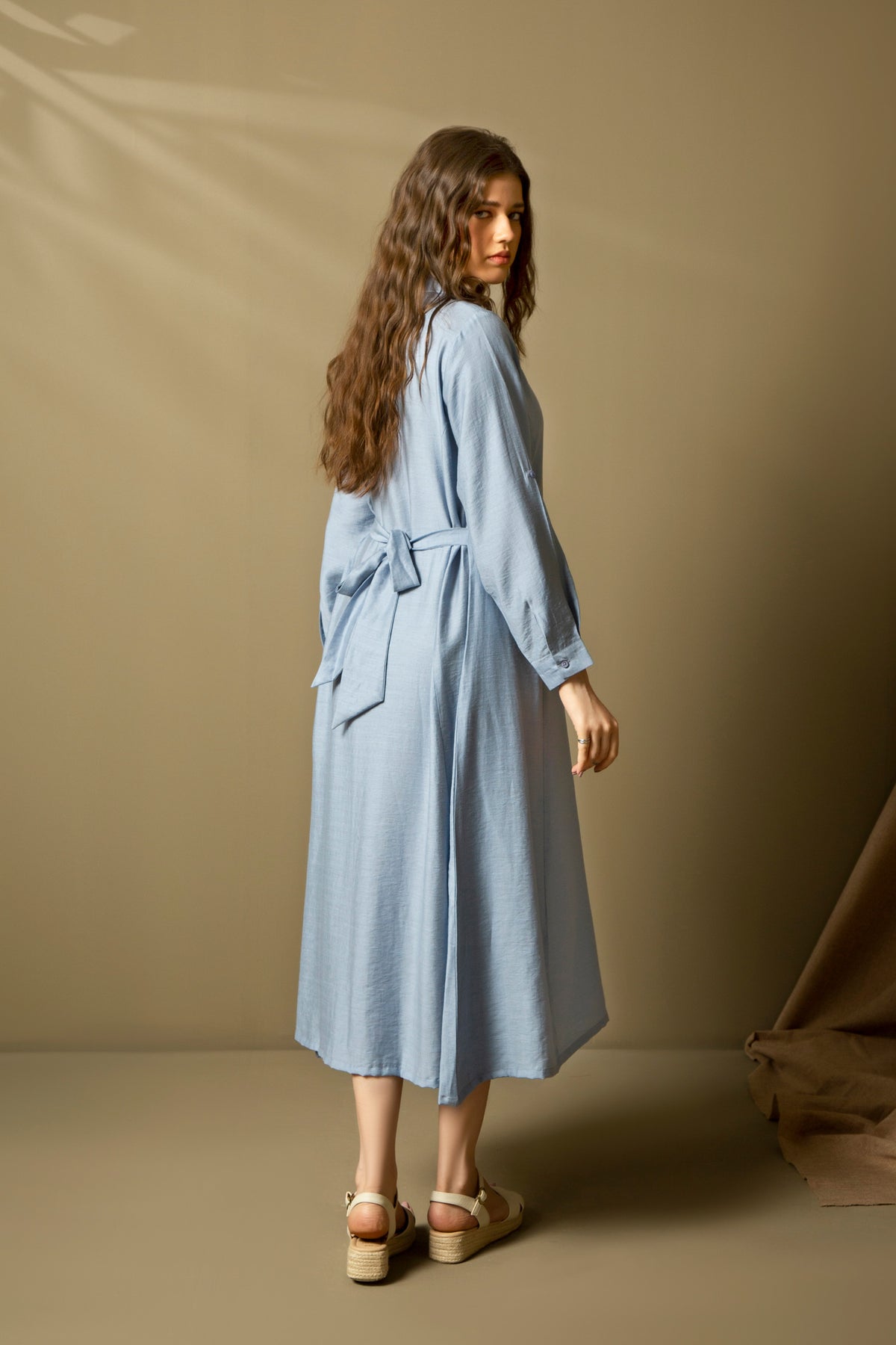 REGULAR FIT COLLARED DRESS