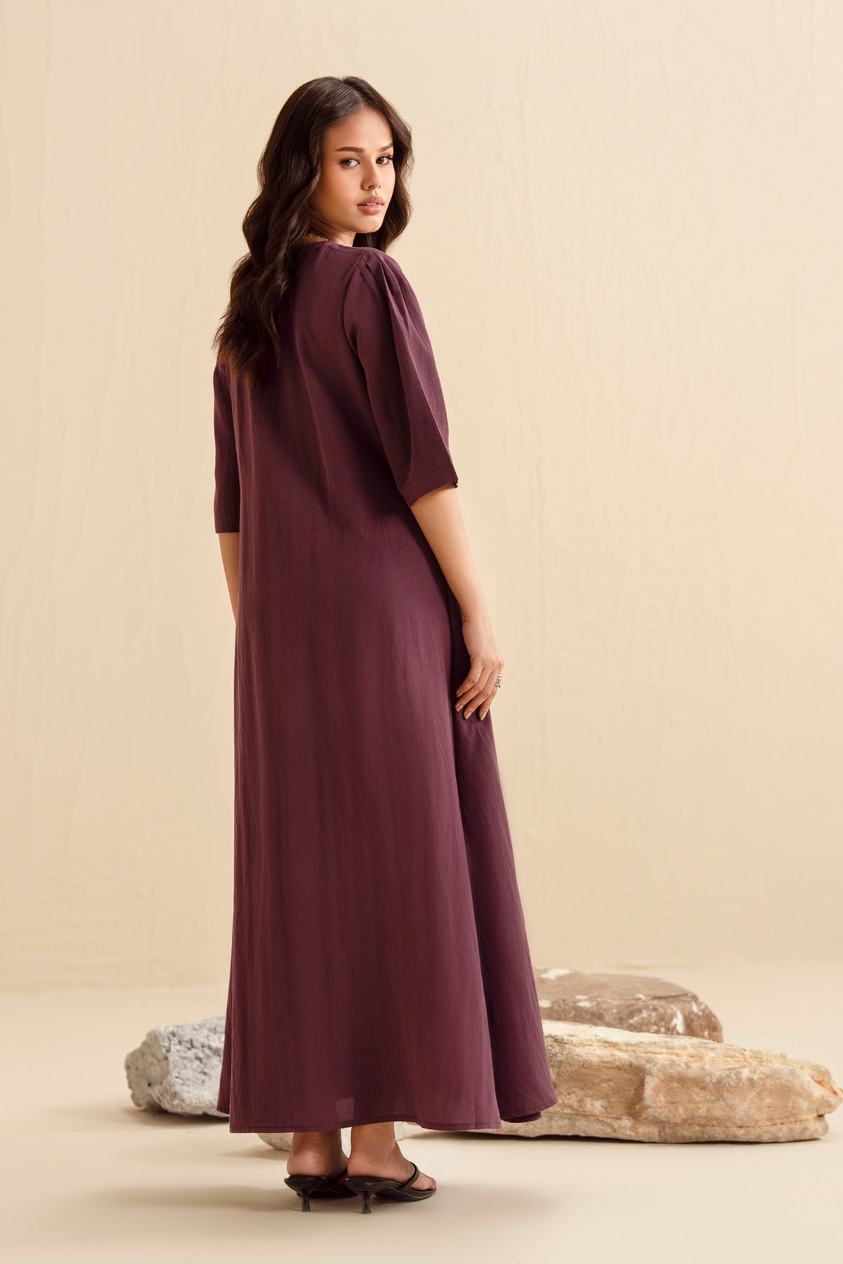 REGULAR FIT DRESS