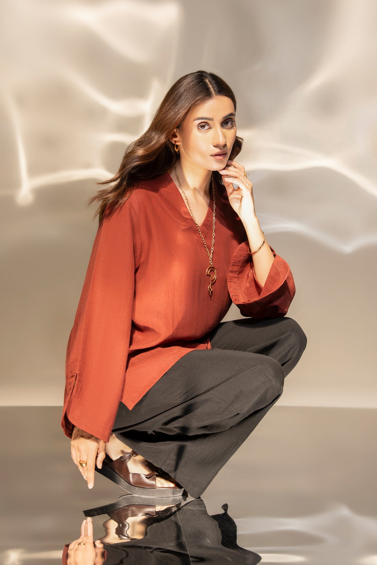 REGULAR FIT TOP