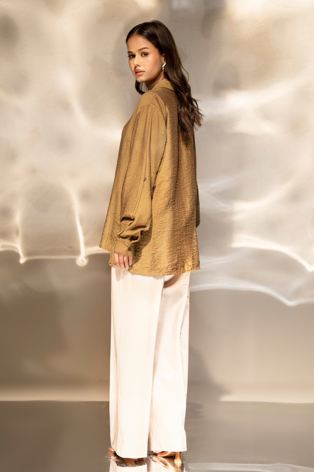 LOOSE FIT SHIRT