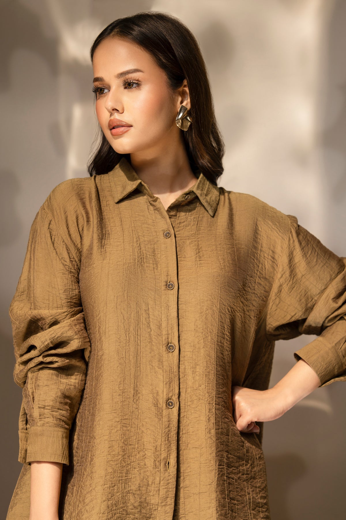 LOOSE FIT SHIRT