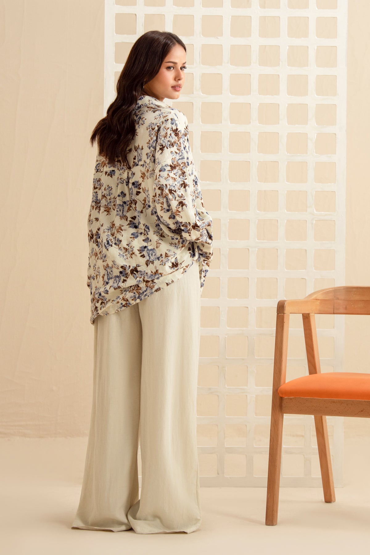 LOOSE FIT TOP