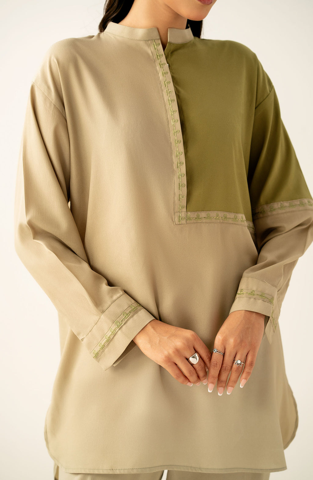 Zeen Western Silk Co-ord Set - Cream