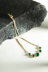 Stone Embedded Chain Bracelet