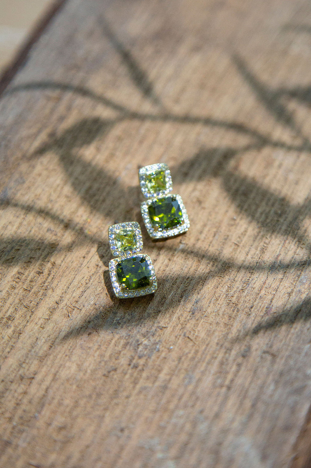 Olive Sparkling Zirconia Earrings