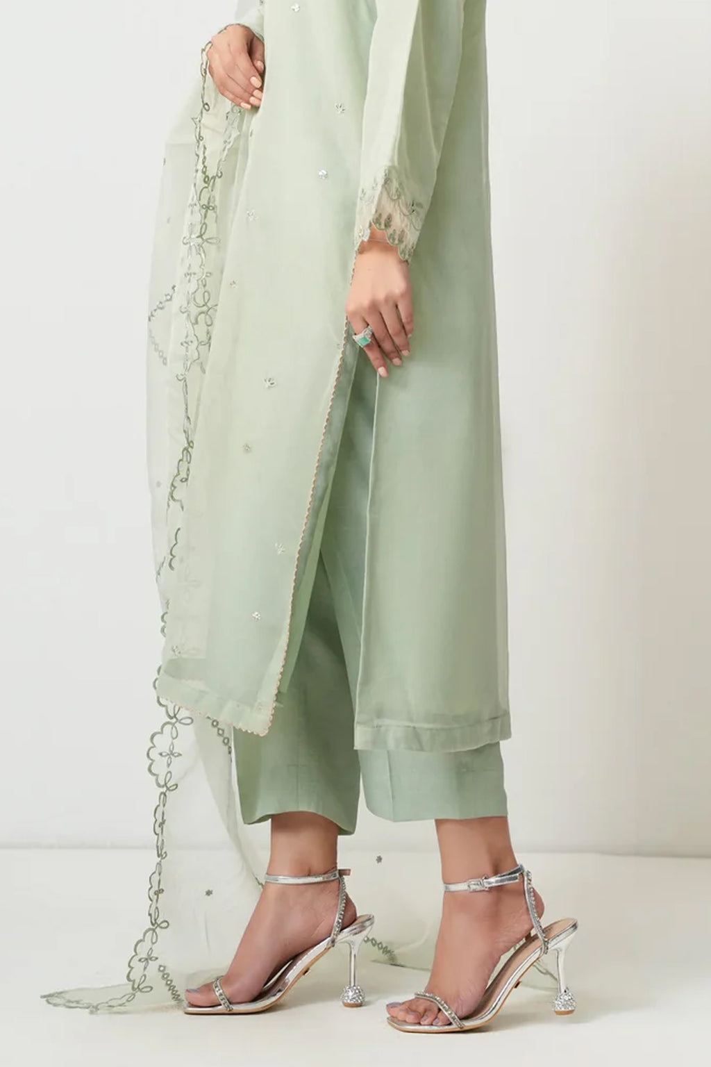 STITCHED DYED RAW SILK BOTTOM (FACTORY E-OUTLET)