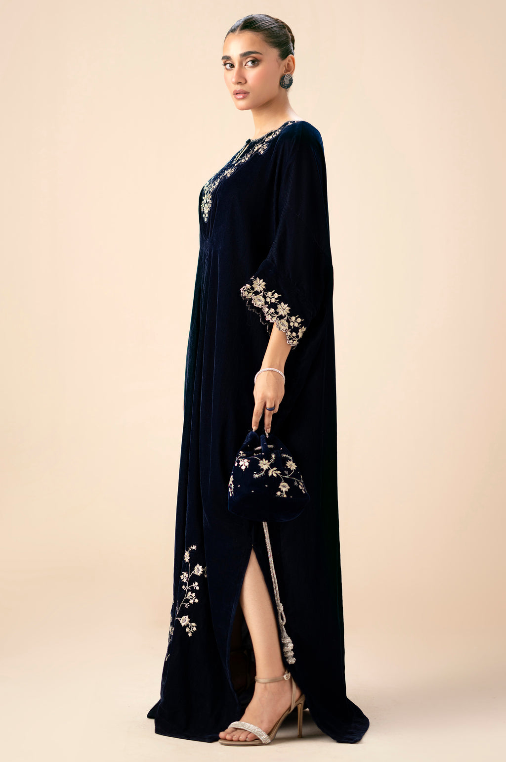 EMBROIDERED KAFTAN