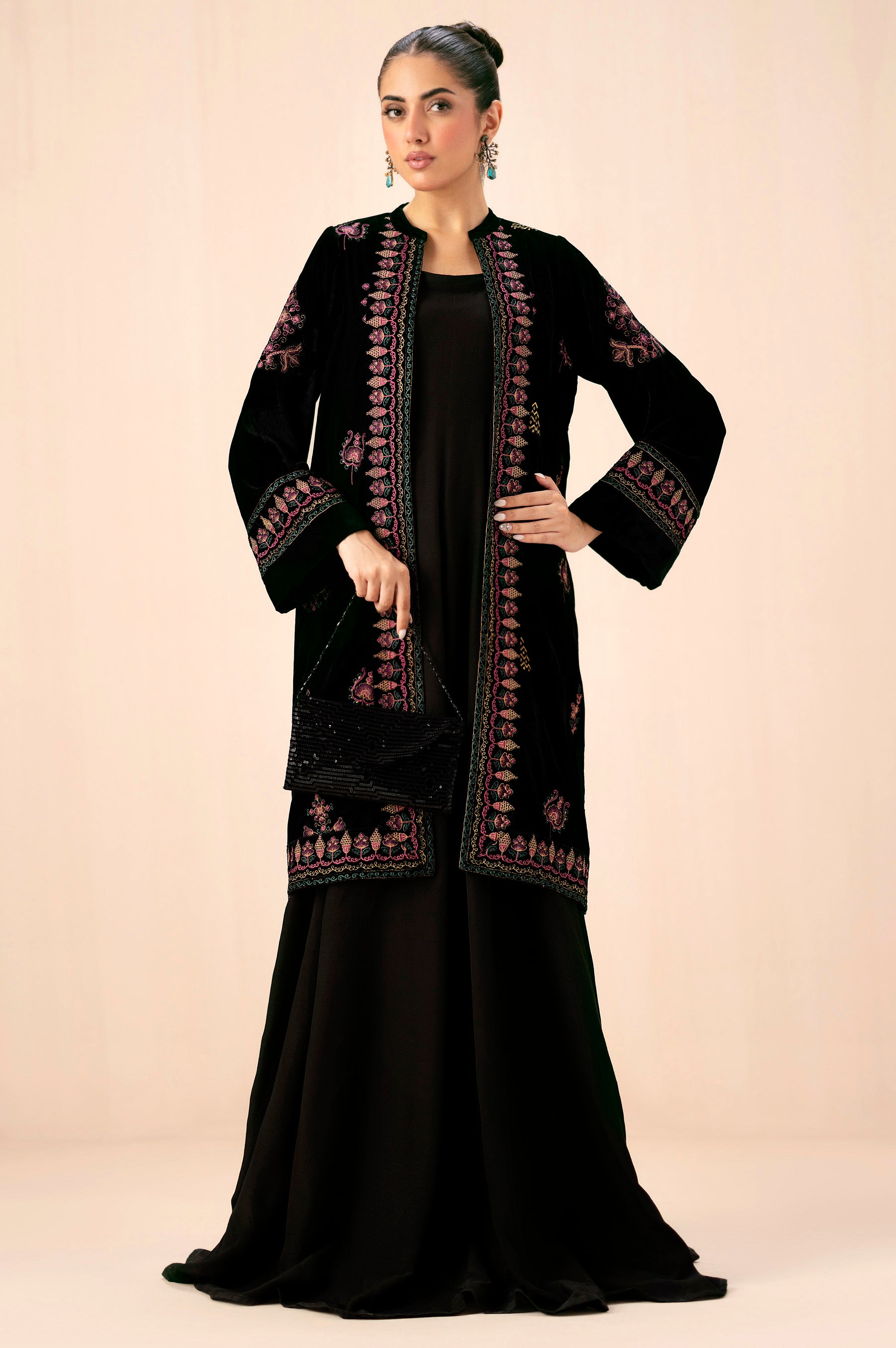 EMBROIDERED VELVET JACKET