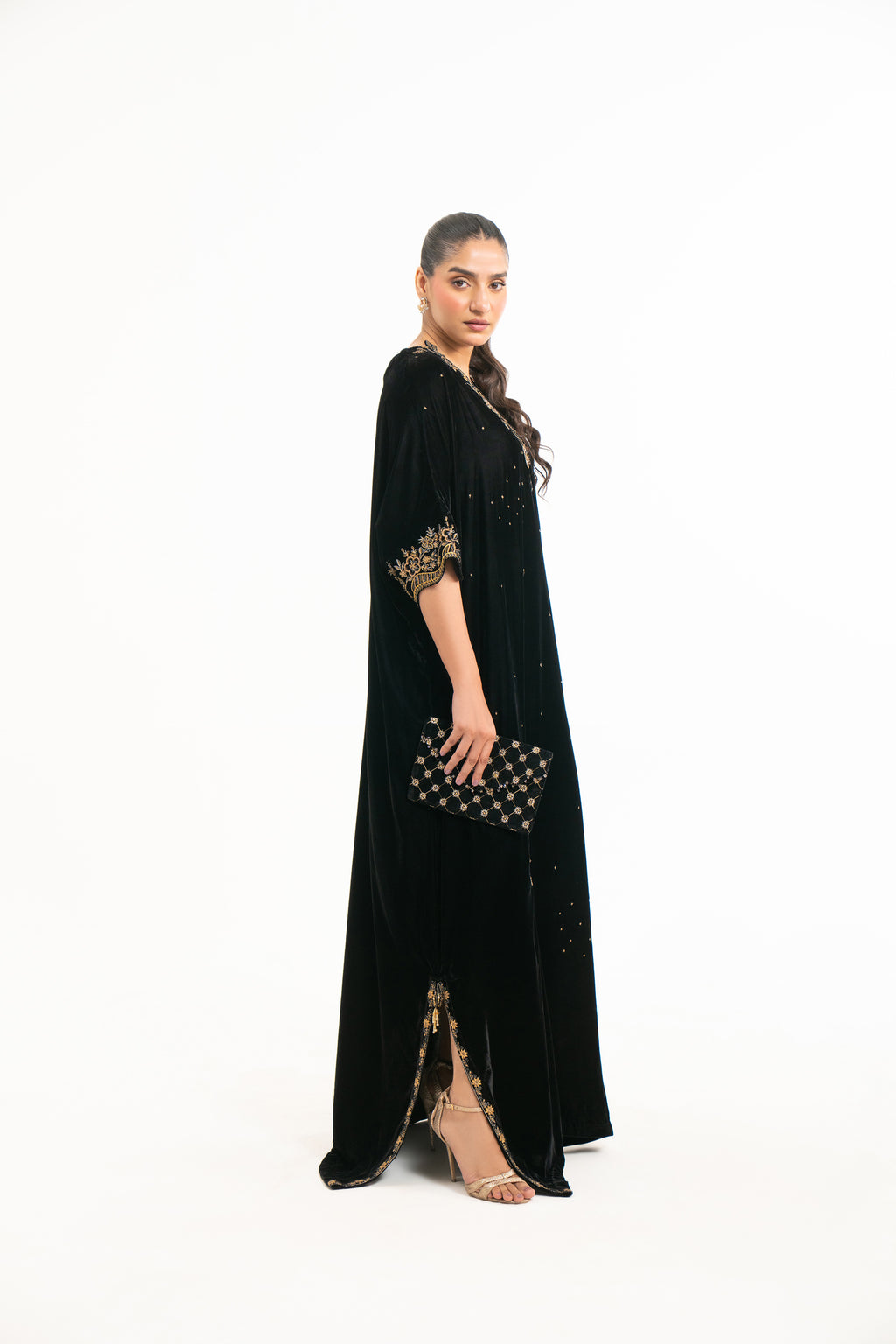 EMBROIDERED VELVET KAFTAN