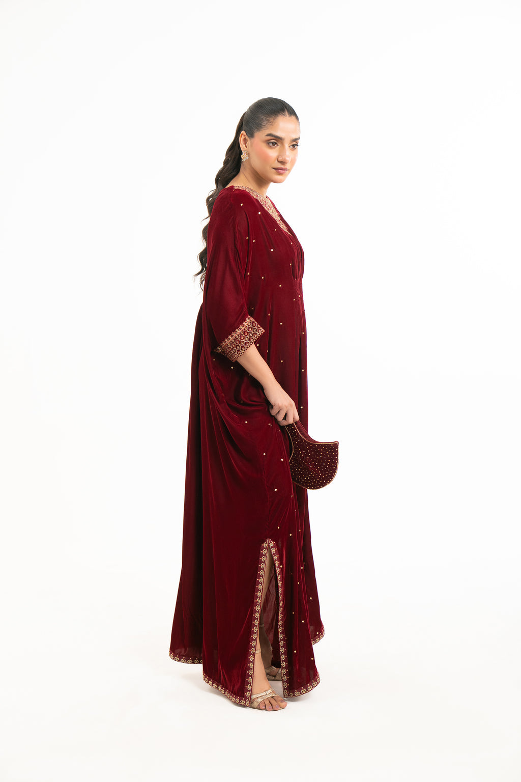 EMBROIDERED VELVET KAFTAN