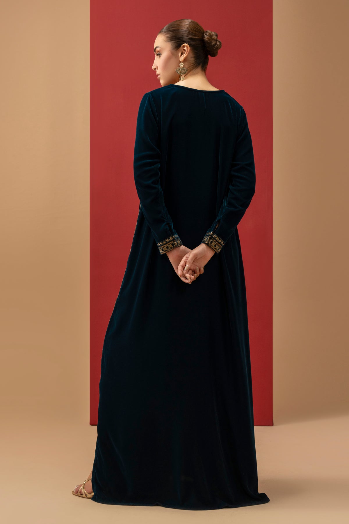 Stitched 1-Piece Kaftan