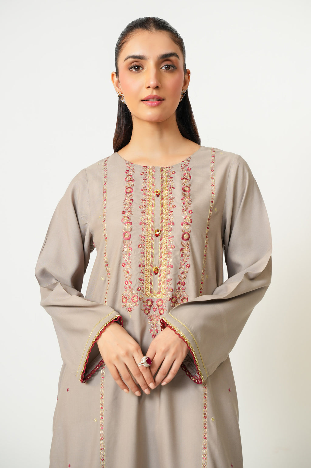 EMBROIDERED SUIT