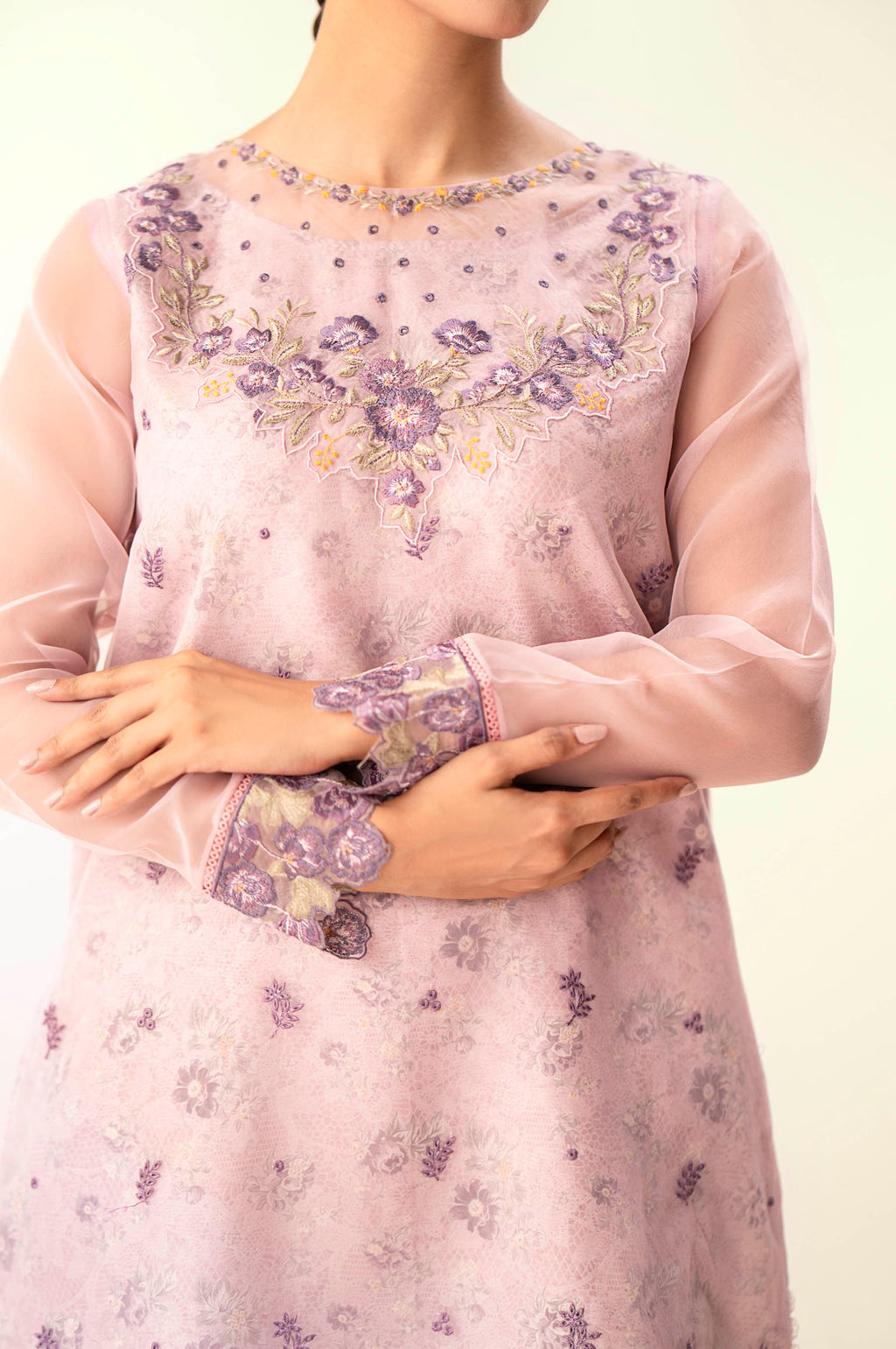 EMBROIDERED SUIT