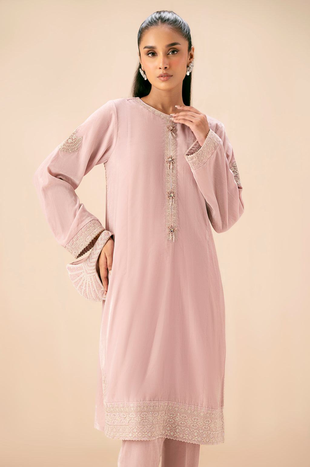 EMBROIDERED SUIT