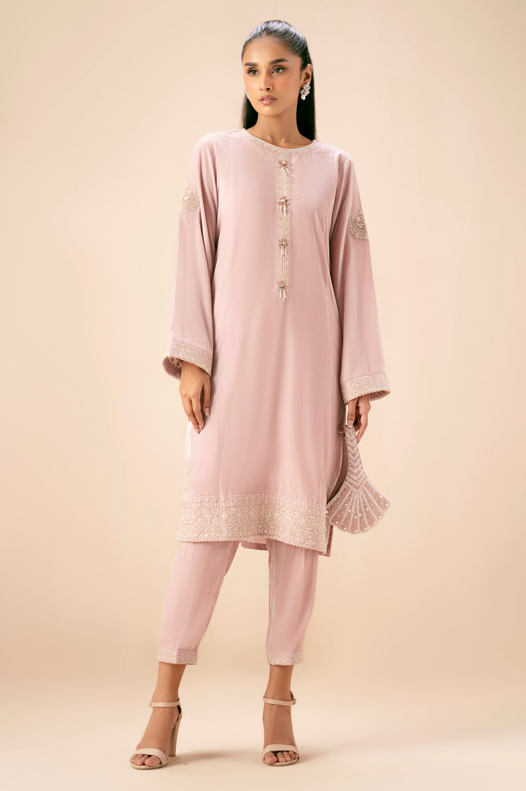 EMBROIDERED SUIT
