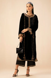 EMBROIDERED SUIT
