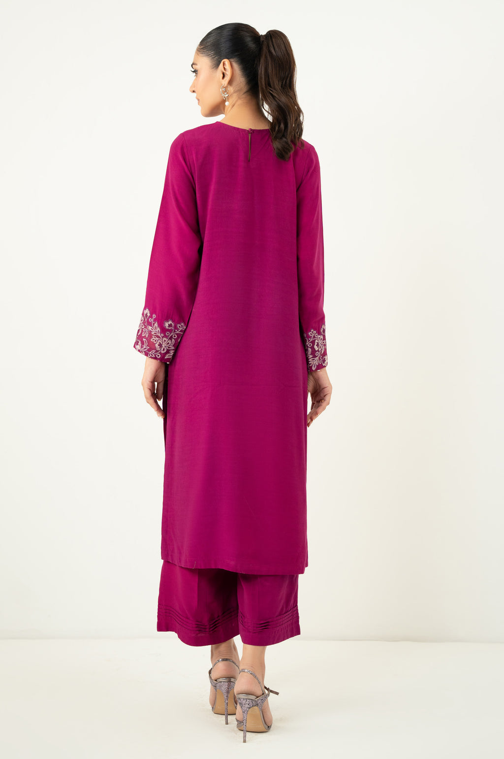 EMBROIDERED SUIT