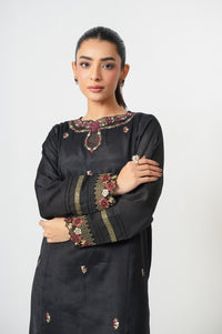 EMBROIDERED SUIT