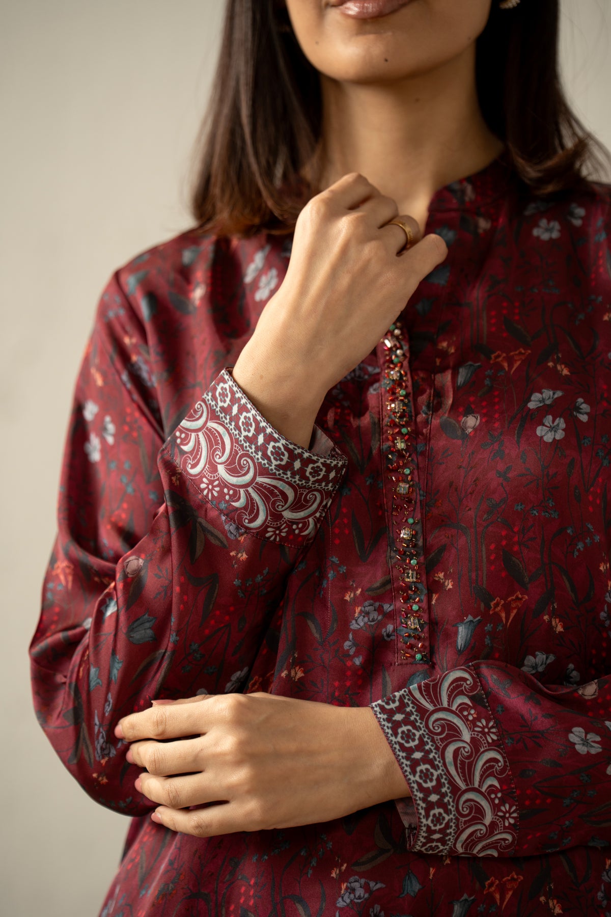 STITCHED SHIRT BOTTOM