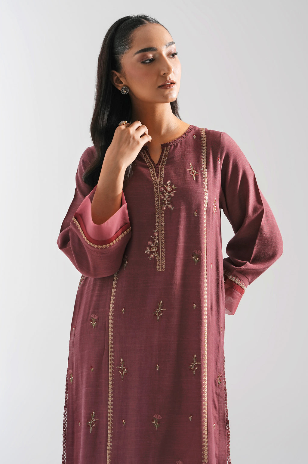 STITCHED EMBROIDERED RAW SILK SUIT