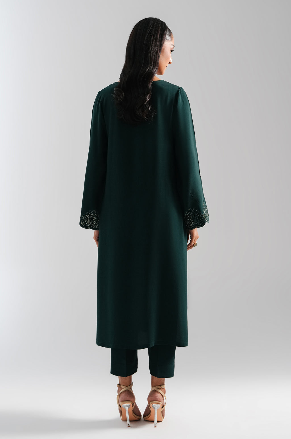 STITCHED EMBROIDERED OAK SILK 2 PIECE SUIT