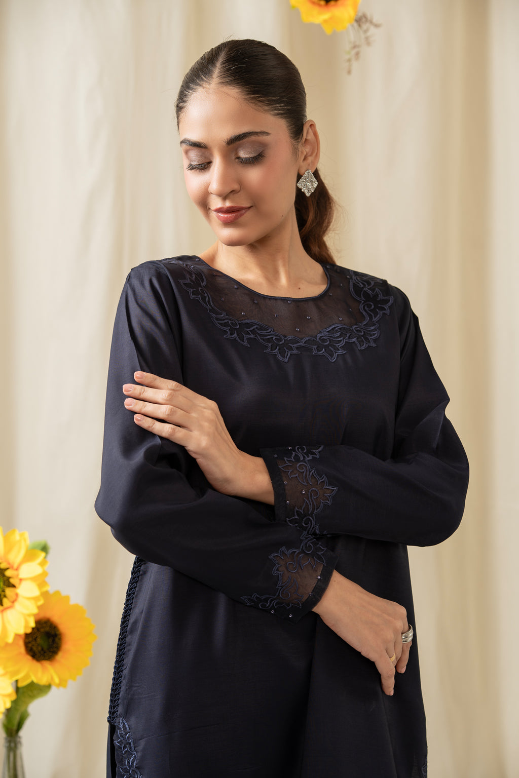 STITCHED EMBROIDERED RAW SILK SUIT