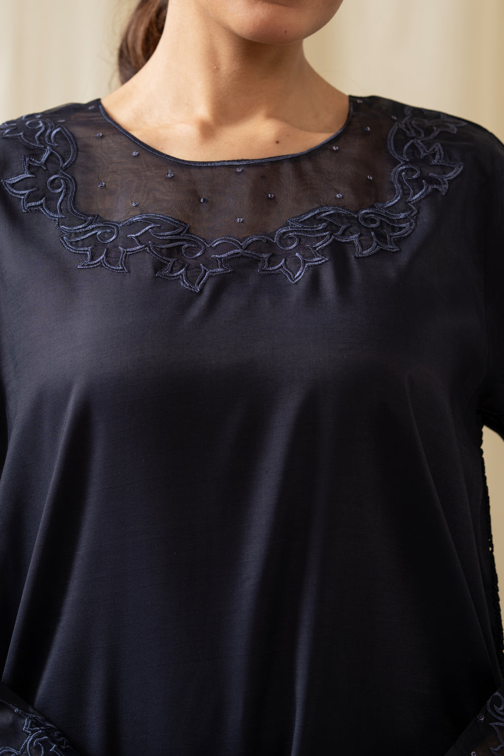 STITCHED EMBROIDERED RAW SILK SUIT